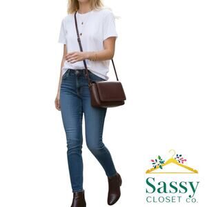 Levi’s 711 Skinny Jeans Dark Wash Size 31 EUC